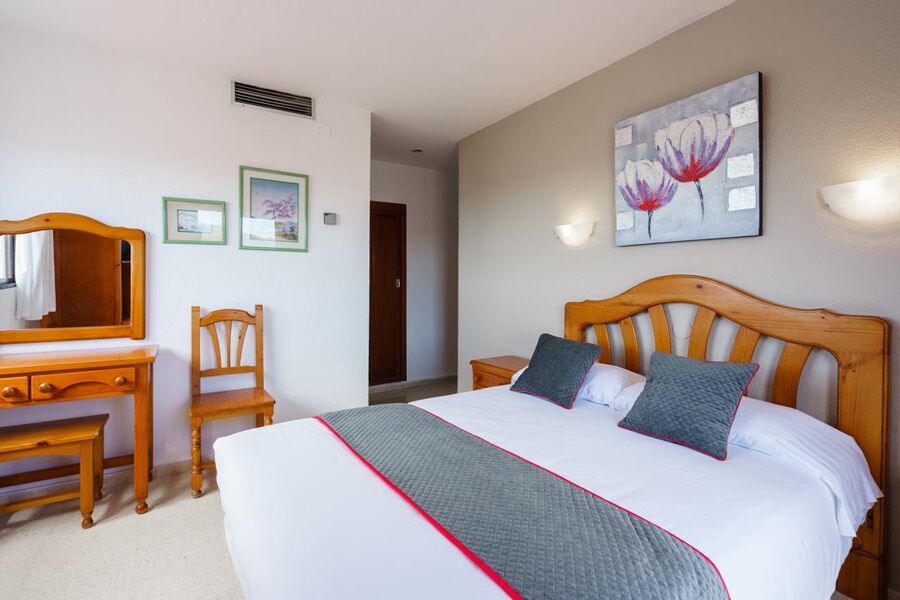 Oyo Hotel Costa Andaluza Motril Exterior photo