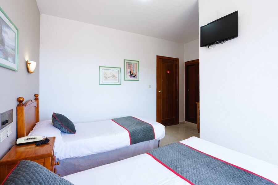 Oyo Hotel Costa Andaluza Motril Exterior photo